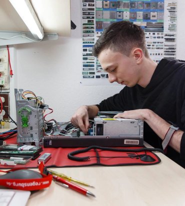 IT-Systemelektroniker/-in