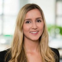 Ansprechpartner acurata GmbH & Co. KGaA: Lara Mahnhardt