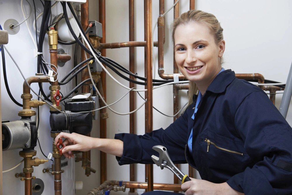 Anlagenmechaniker/-in - Sanitär-, Heizungs- und Klimatechnik