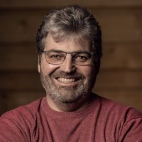 Ansprechpartner Reinhard Eberl Zimmerei: Reinhard Eberl